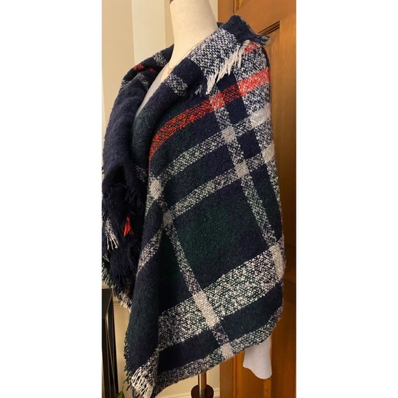 Scottish Tartan Plaid Blanket Wrap Scarf‎ Shawl Women OS Soft Warm Cozy Winter - Picture 4 of 12